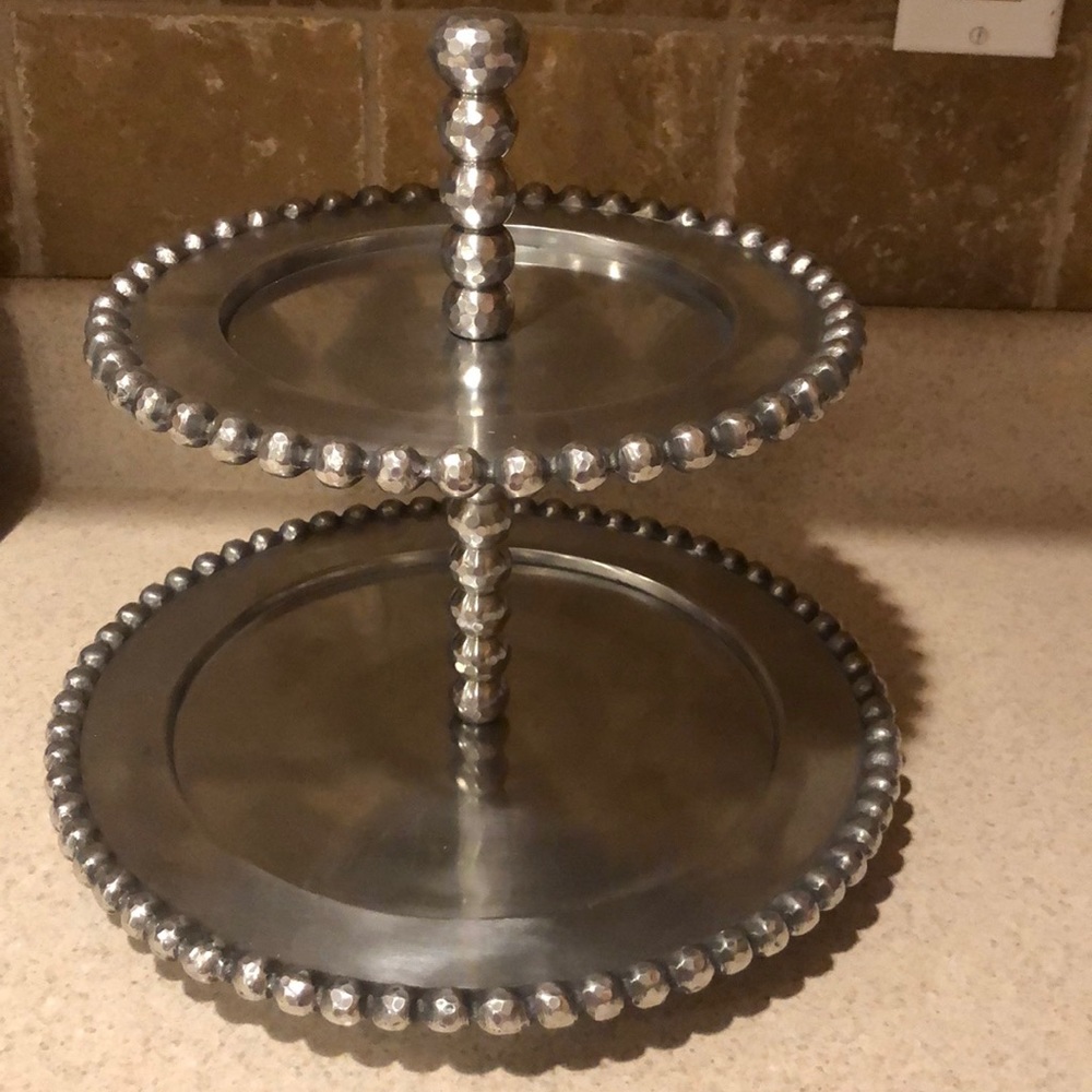 Two tiered tray